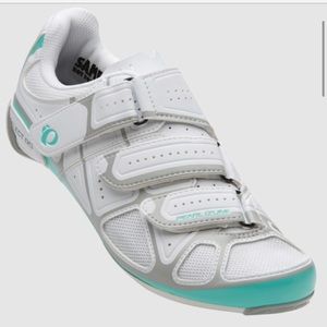 Pearl Izumi white spd cycling shoes - brand new